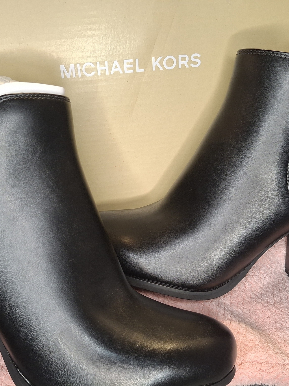 MICHAEL KORS Black Leather Ankle Boots - Sleek Women's Booties